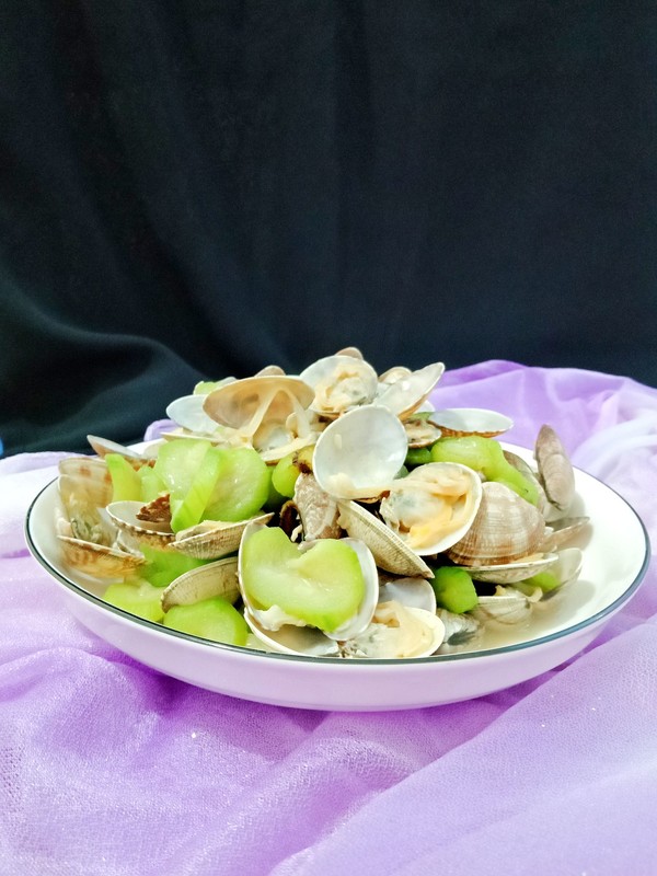絲瓜炒花蛤的做法-咸鮮味炒菜譜