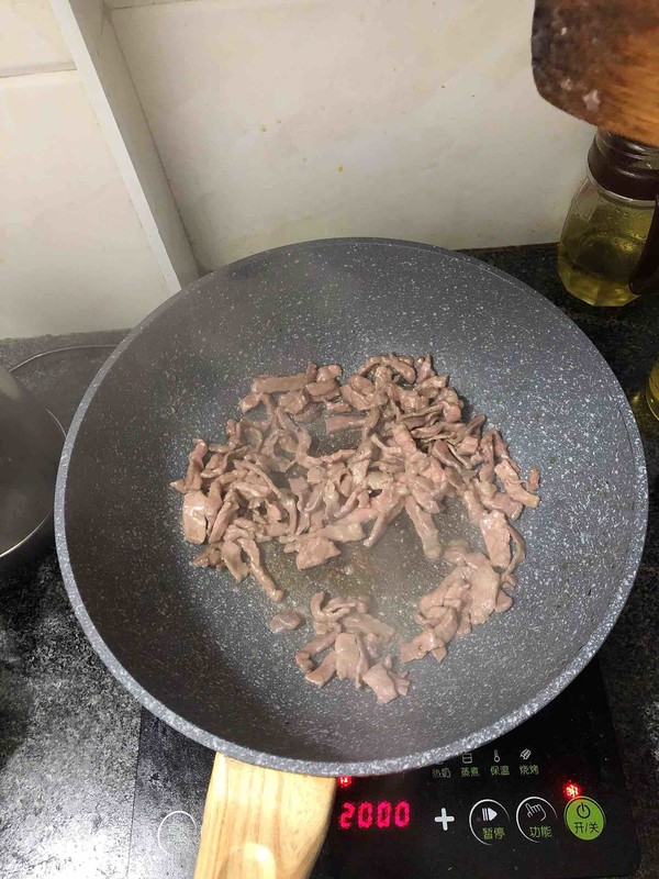 青椒炒牛肉的做法-香辣味炒菜譜