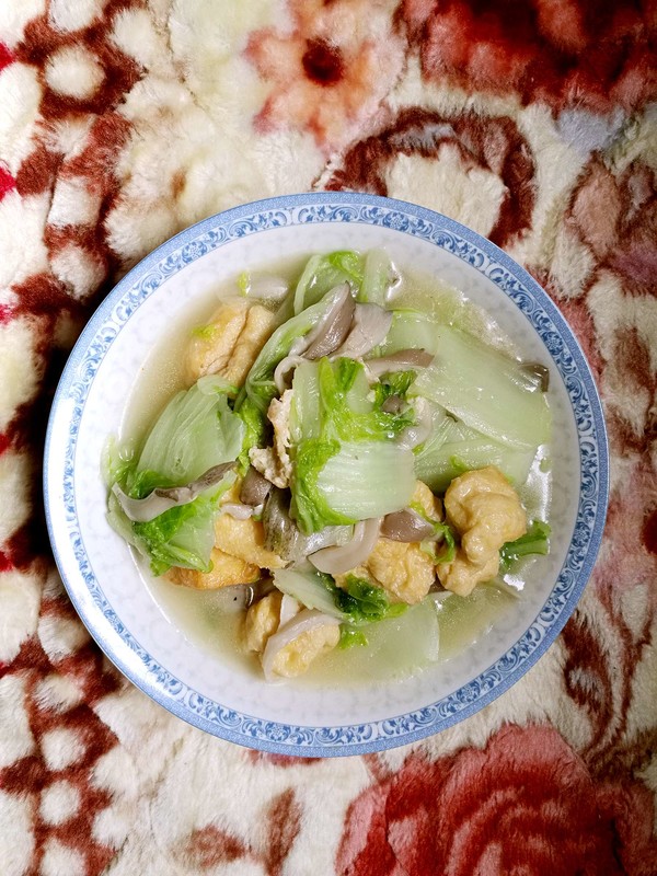 大白菜炒蘑菇的做法-家常味炒菜譜