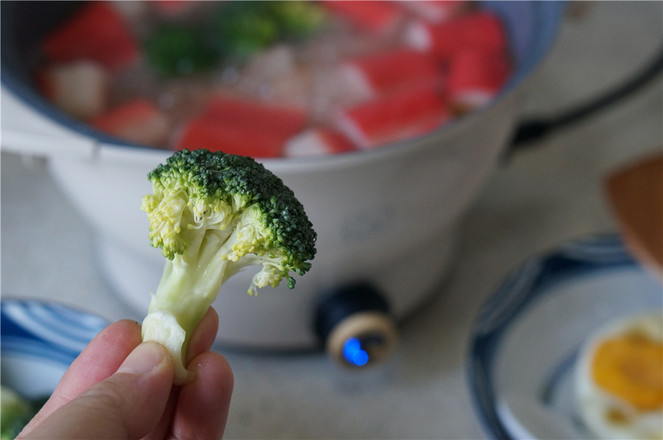 蝦仁蟹棒鮮湯粉的做法-家常味煮菜譜