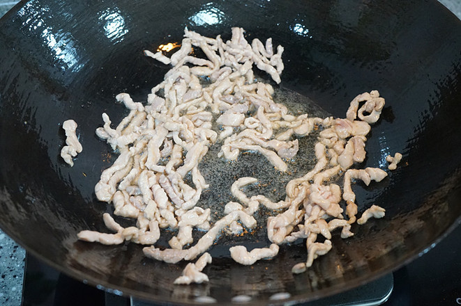 青椒炒香干的做法-香辣味炒菜譜