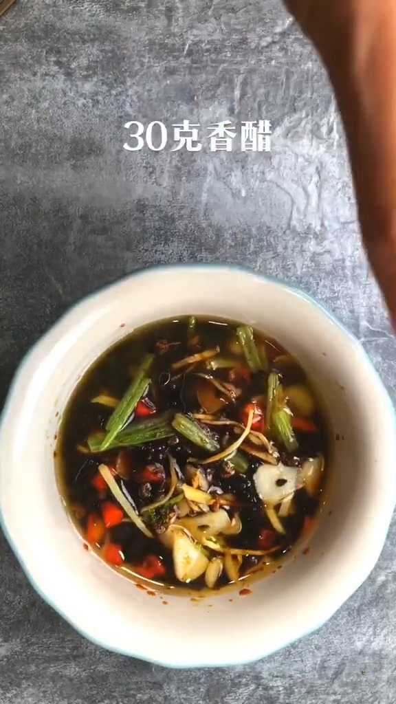 酸爽腌黃瓜的做法-咸鮮味腌菜譜