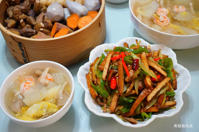 青椒炒香干的做法-香辣味炒菜譜