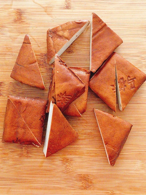 醬豬骨豆干的做法-醬香味煮菜譜