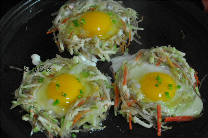 雞窩餅的做法-家常味煎菜譜