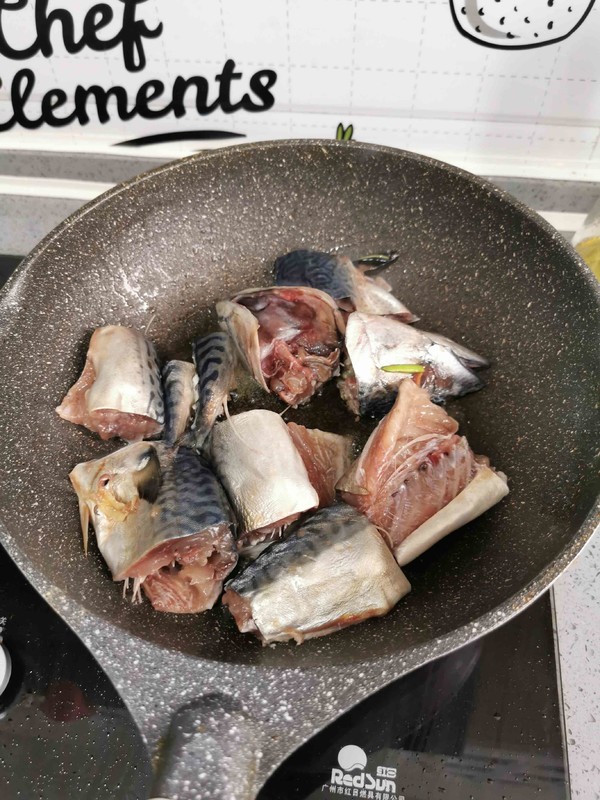 燒青魚的做法-咸鮮味燒菜譜-易網(wǎng)健康養(yǎng)生網(wǎng) 燒青魚的做法-咸鮮味燒菜譜