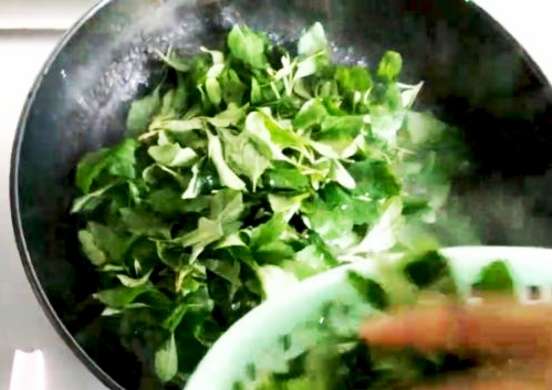 馬蘭拌香干的做法-咸鮮味拌菜譜-易網健康養生網 馬蘭拌香干的做法-咸鮮味拌菜譜