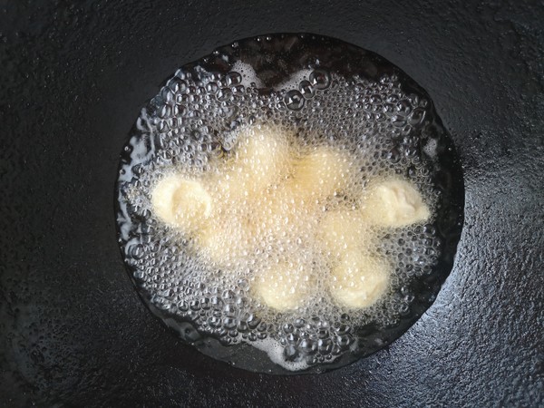 豆渣丸子的做法-咸鮮味炸菜譜