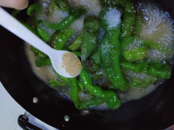 虎皮辣子的做法-香辣味炒菜譜