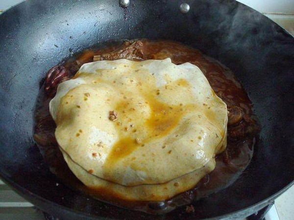 新疆羊肉封餅子的做法-家常味燒菜譜