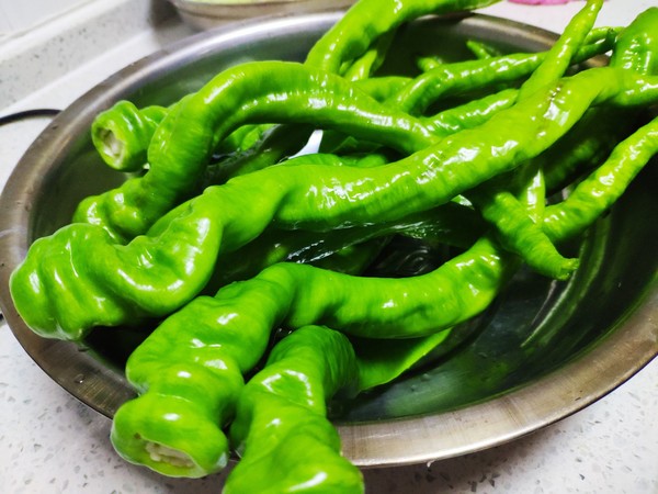 虎皮辣子的做法-香辣味炒菜譜