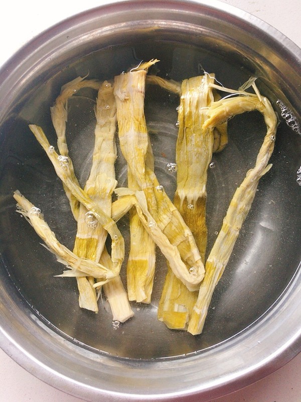 筍干紅燒肉的做法-咸鮮味燒菜譜