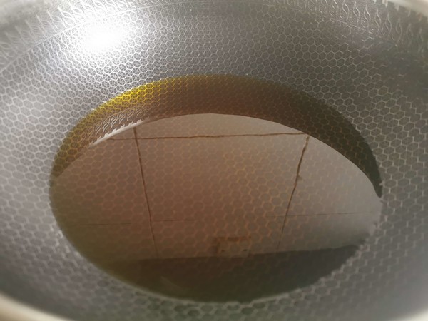 蒜蓉翅尖的做法-蒜香味炸菜譜