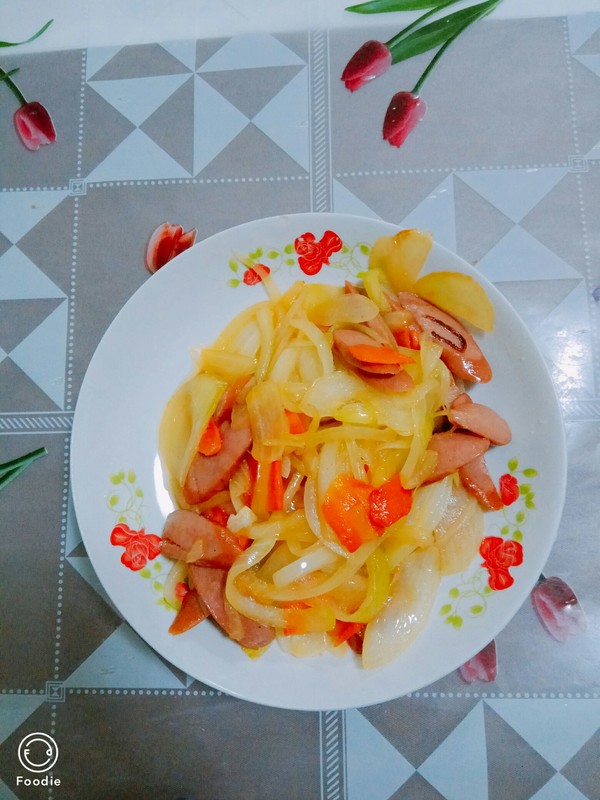 洋蔥胡蘿卜的做法-家常味炒菜譜