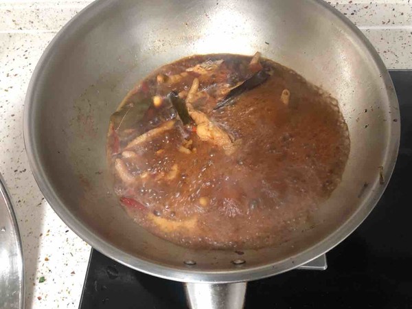 紅燒雞爪的做法-家常味燒菜譜