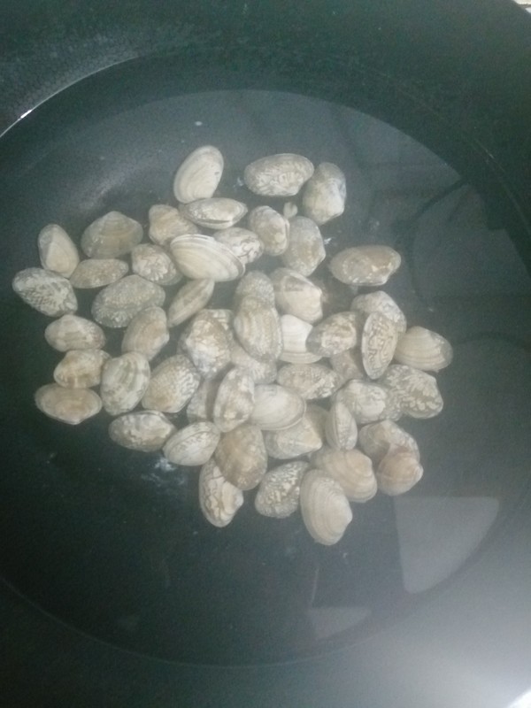 花甲蒸蛋的做法-咸鮮味蒸菜譜