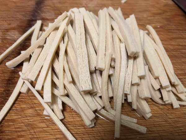 豆芽炒干子的做法-家常味炒菜譜-易網健康養生網 豆芽炒干子的做法-家常味炒菜譜