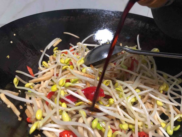 豆芽炒干子的做法-家常味炒菜譜-易網健康養生網 豆芽炒干子的做法-家常味炒菜譜