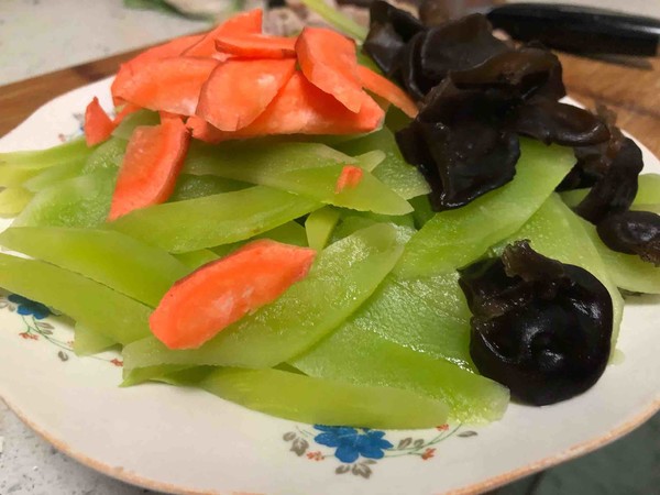 萵筍炒肚片的做法-家常味炒菜譜