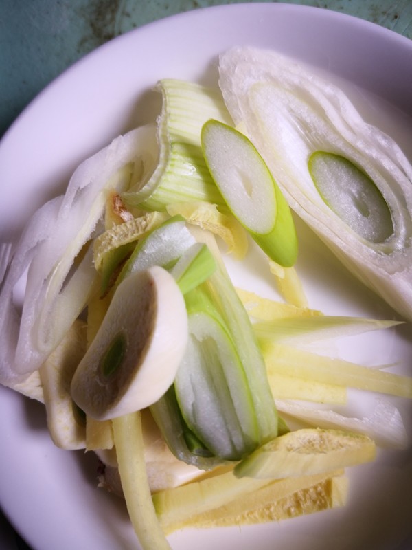 茄子燉香菇的做法-家常味燉菜譜