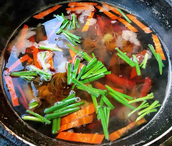 扇貝時蔬面的做法-咸鮮味煮菜譜