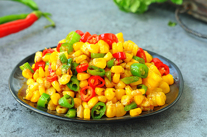 青辣椒炒玉米的做法-香辣味炒菜譜