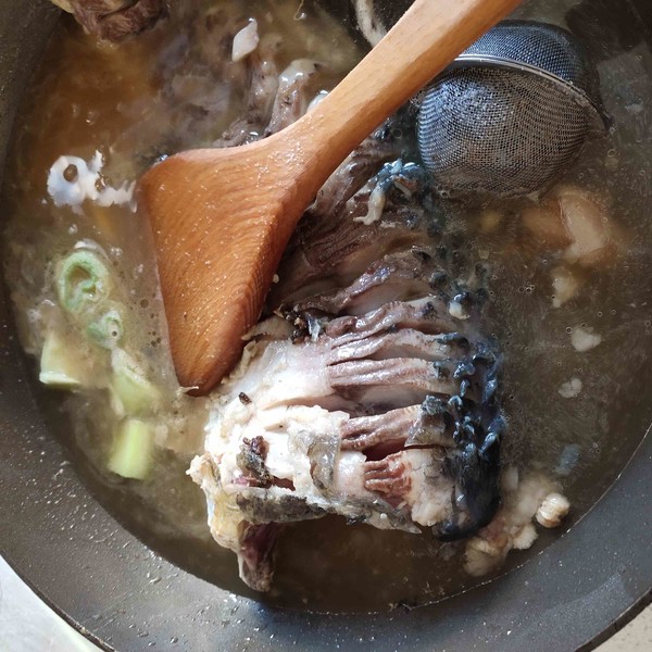 家常燉魚的做法-家常味燉菜譜