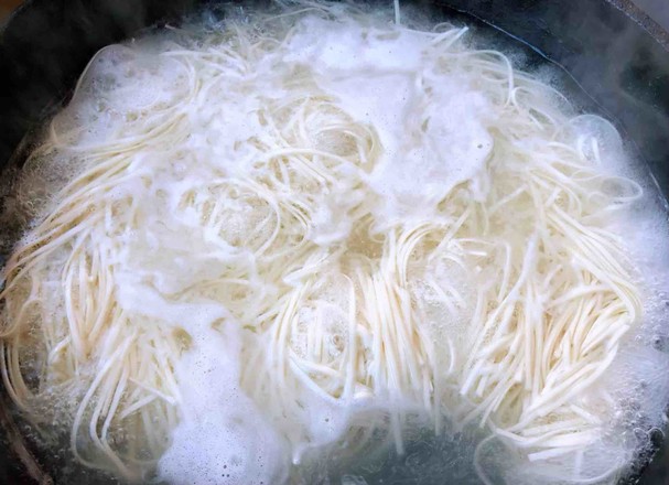 扇貝時蔬面的做法-咸鮮味煮菜譜