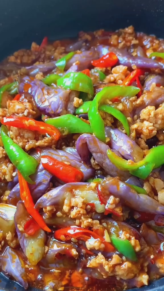 紅燒肉末茄子的做法-咸鮮味燒菜譜-易網(wǎng)健康養(yǎng)生網(wǎng) 紅燒肉末茄子的做法-咸鮮味燒菜譜