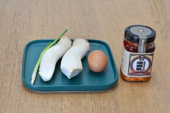 杏鮑菇腐乳煎蛋的做法-家常味煎菜譜
