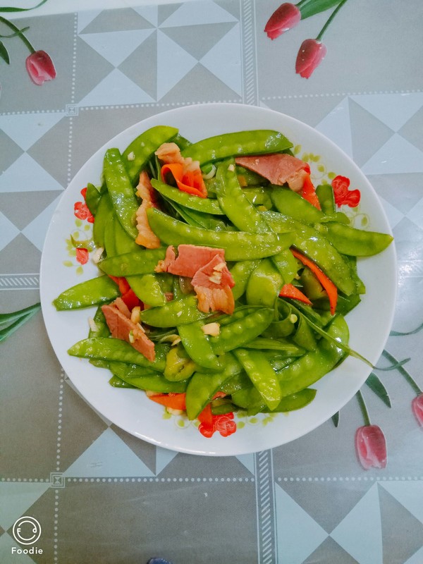 臘肉荷蘭豆的做法-家常味炒菜譜-易網健康養生網 臘肉荷蘭豆的做法-家常味炒菜譜