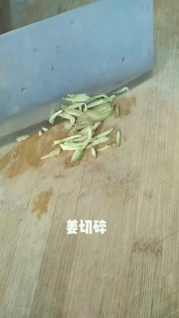 旱黃瓜拌皮蛋的做法-家常味拌菜譜