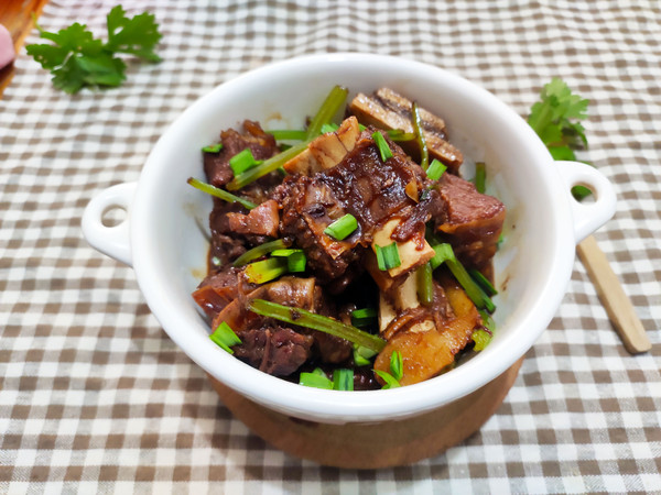 紅燒牛小排的做法-家常味燉菜譜