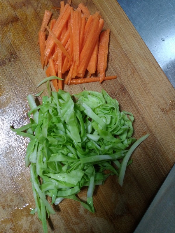 榨菜肉絲面的做法-家常味炒菜譜