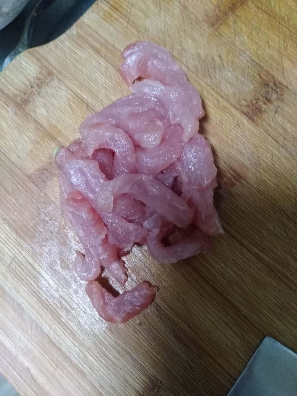 榨菜肉絲面的做法-家常味炒菜譜