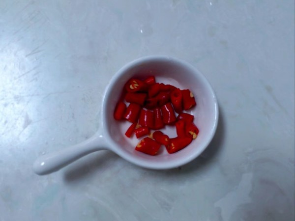 爆炒。酸辣綠豆芽的做法-咸鮮味炒菜譜