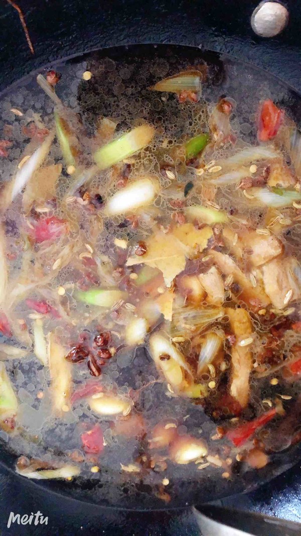 家庭燒鯉魚的做法-家常味燒菜譜