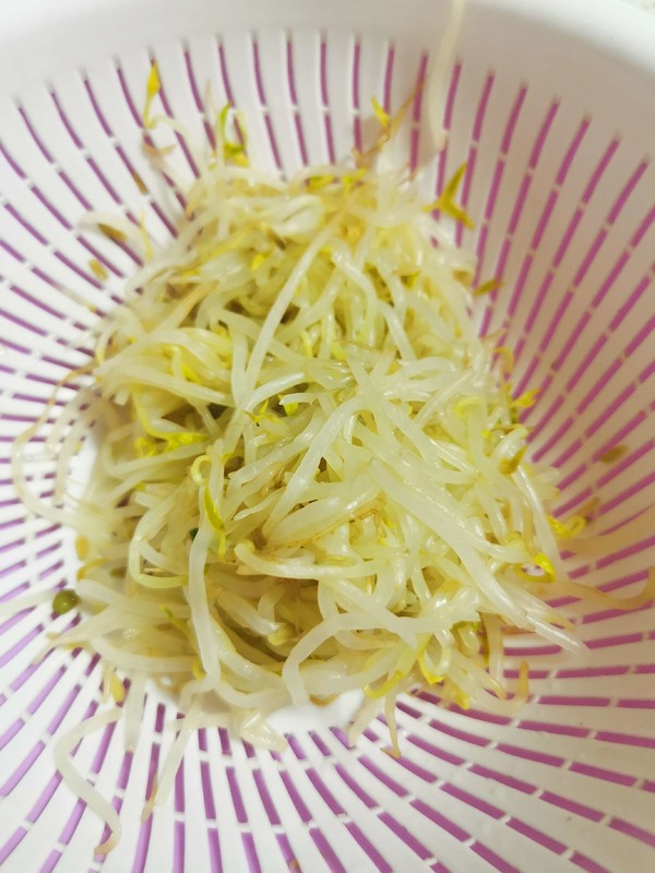 粉絲拌雜菜的做法-咸鮮味拌菜譜-易網<a href=http://www.gyfww.com/ target=_blank class=infotextkey>健康養生</a>網 粉絲拌雜菜的做法-咸鮮味拌菜譜