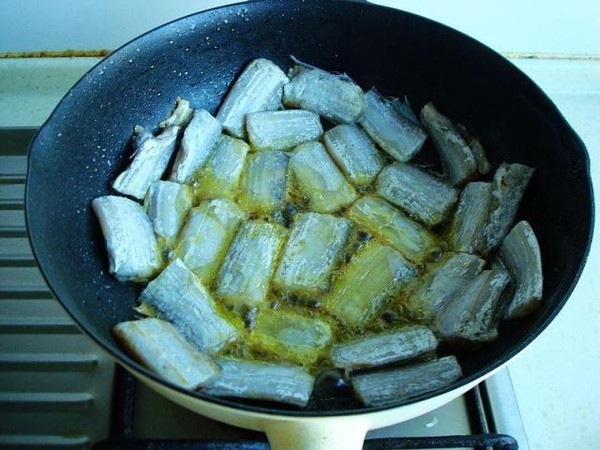 帶魚燉豆腐的做法-家常味燉菜譜