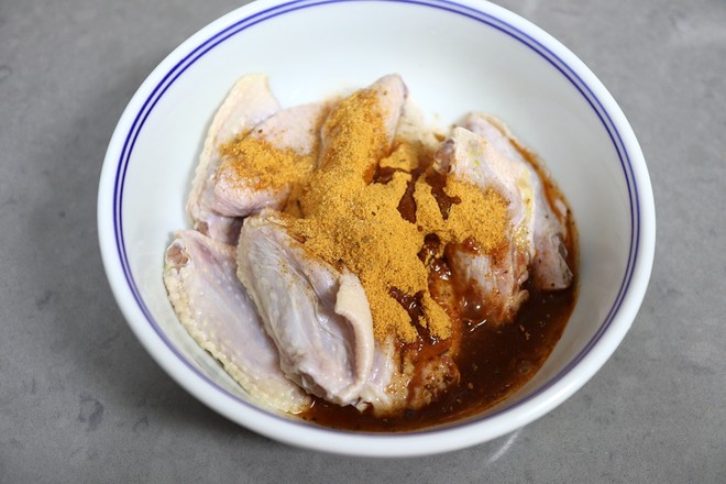 泰式香辣烤雞翅的做法-香辣味烤菜譜