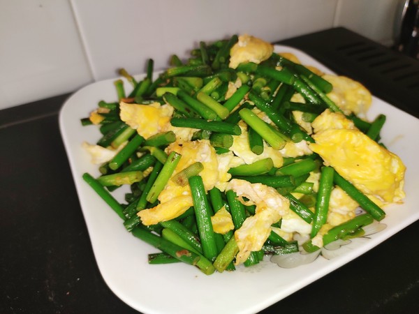 蒜薹炒雞蛋的做法-咸鮮味炒菜譜
