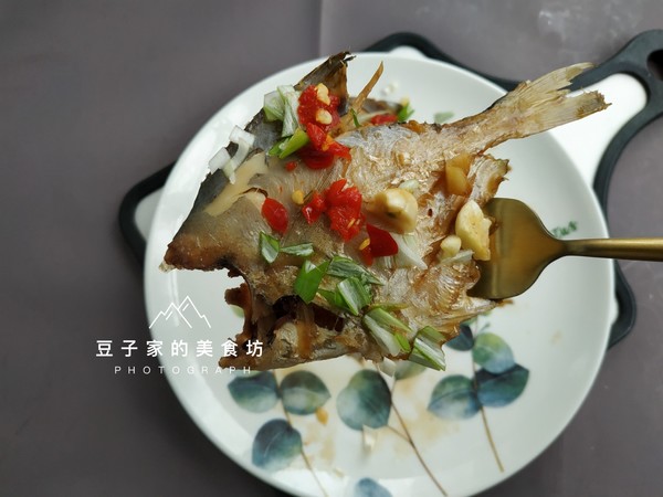 香燜小海魚的做法-咸鮮味燜菜譜-易網健康養(yǎng)生網 香燜小海魚的做法-咸鮮味燜菜譜