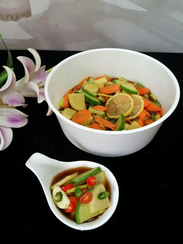 開胃蘿卜片的做法-酸辣味拌菜譜