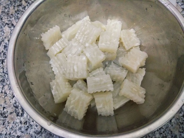 麻辣皮凍的做法-麻辣味拌菜譜