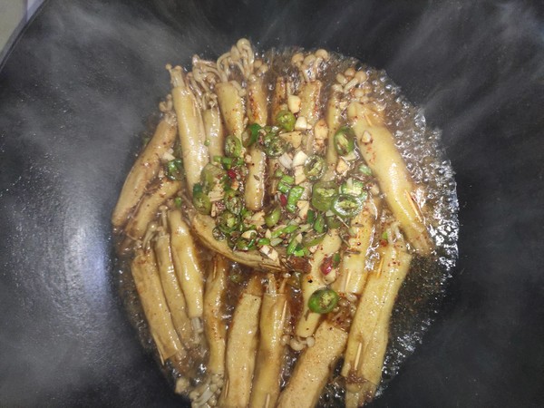 金針菇卷的做法-咸鮮味煎菜譜