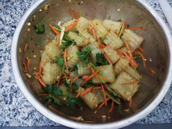 麻辣皮凍的做法-麻辣味拌菜譜