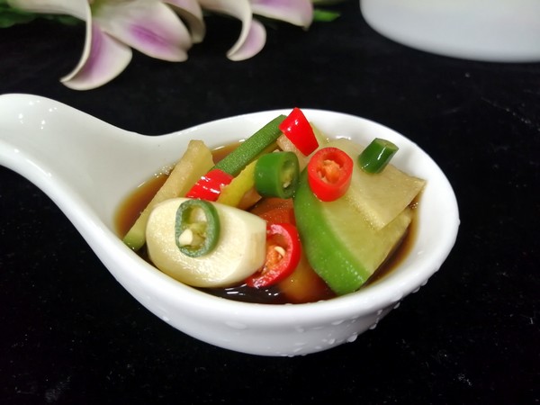 開胃蘿卜片的做法-酸辣味拌菜譜