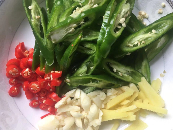 白蘿卜絲炒羊肉的做法-家常味炒菜譜