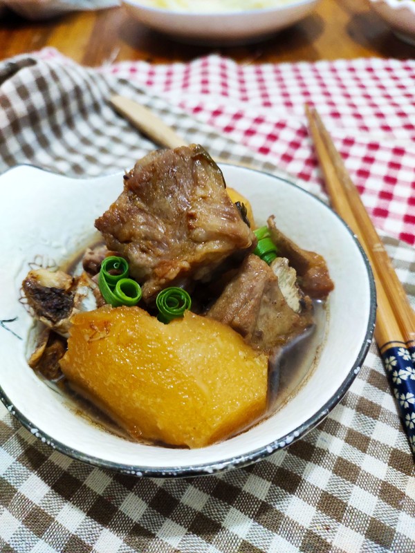 蒜香土豆蒸排骨的做法-家常味蒸菜譜