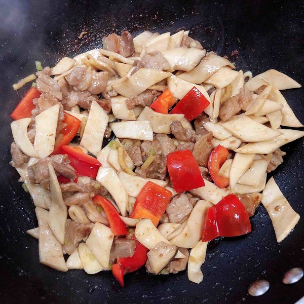 五花肉杏鮑菇（10分鐘快手菜）的做法-咸鮮味炒菜譜